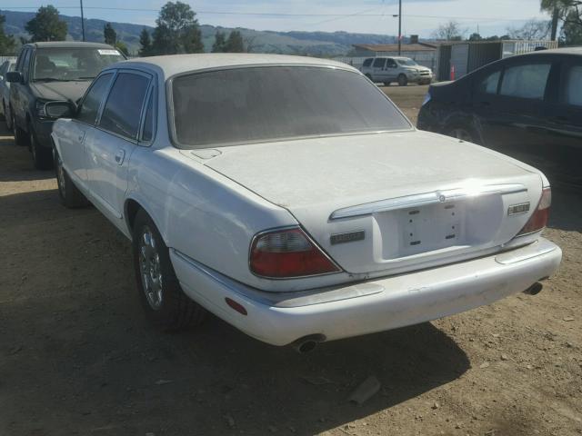 SAJHX6049XC857870 - 1999 JAGUAR XJ8 L WHITE photo 3