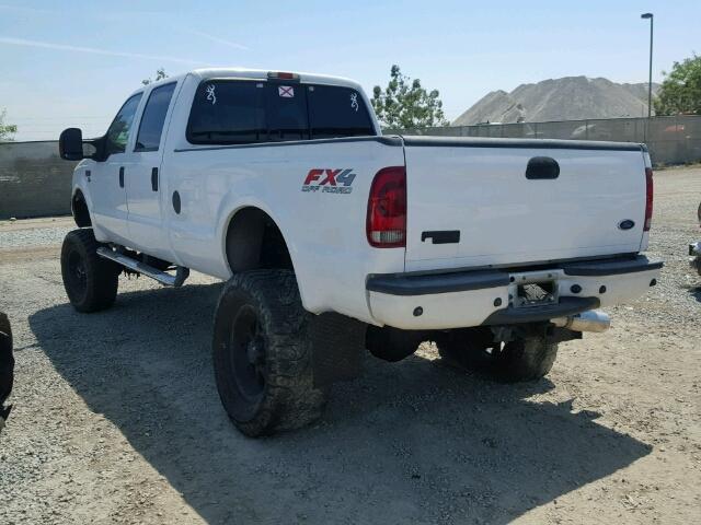 1FTNW21P03ED61537 - 2003 FORD F250 SUPER WHITE photo 3