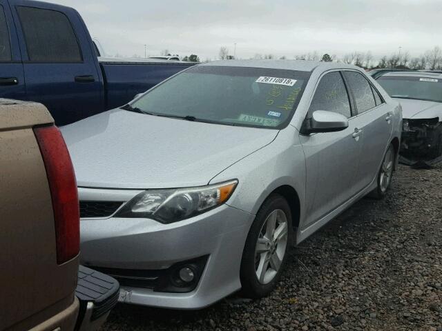 4T1BF1FK0DU223901 - 2013 TOYOTA CAMRY L SILVER photo 2