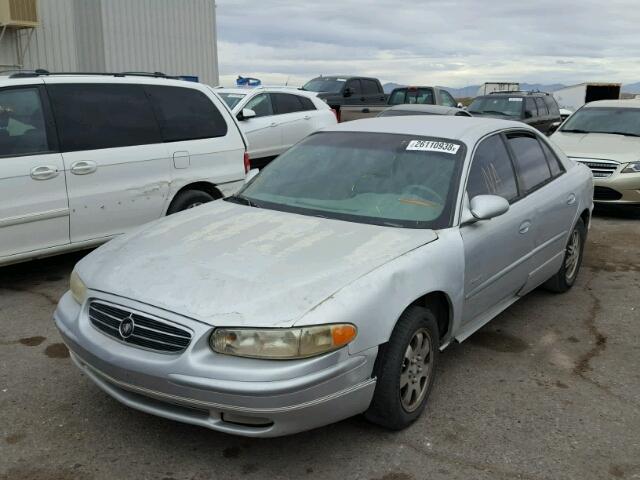 2G4WB55K5Y1274088 - 2000 BUICK REGAL LS SILVER photo 2