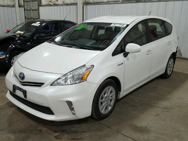 JTDZN3EU5C3166281 - 2012 TOYOTA PRIUS V WHITE photo 2