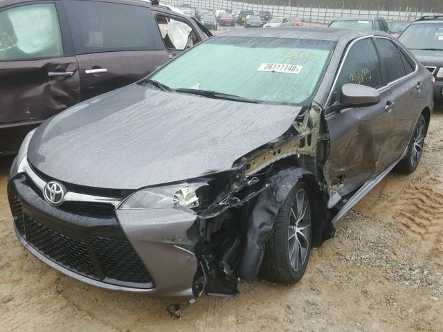 4T1BF1FK9GU132517 - 2016 TOYOTA CAMRY LE GRAY photo 2