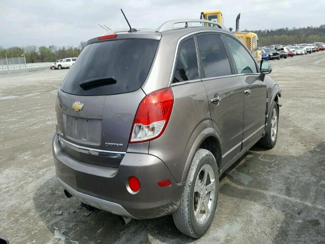 3GNAL3E58CS532621 - 2012 CHEVROLET CAPTIVA SP GOLD photo 4