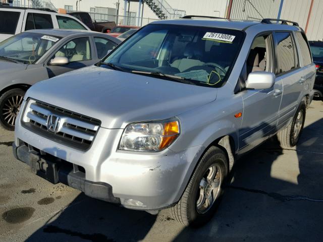 5FNYF28436B049773 - 2006 HONDA PILOT EX SILVER photo 2