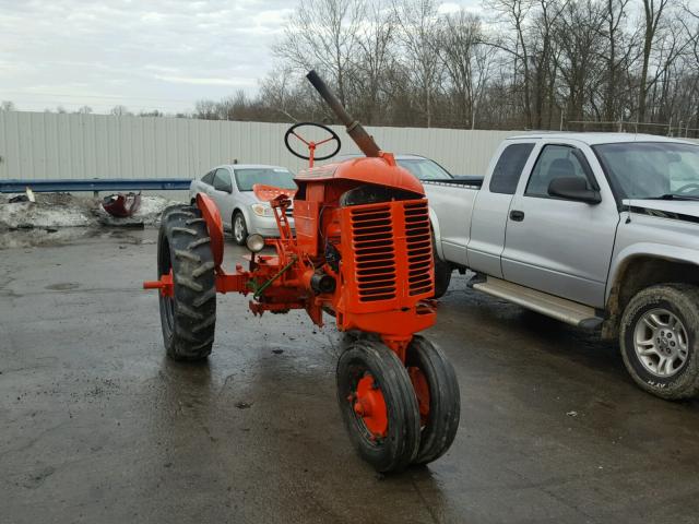 VAC4930045 - 1945 CASE TRACTOR ORANGE photo 1