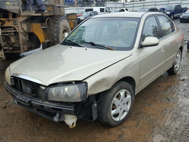 KMHDN46D35U955939 - 2005 HYUNDAI ELANTRA GL GOLD photo 2