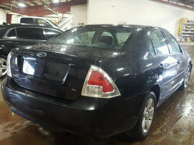 3FAHP07Z17R106749 - 2007 FORD FUSION SE BLACK photo 4