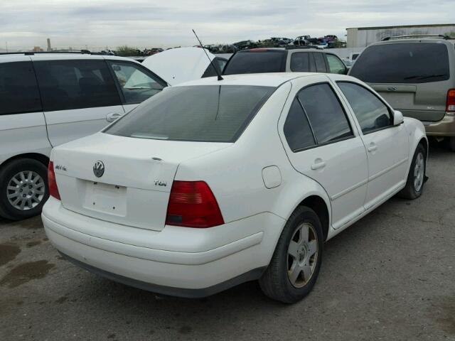 3VWSF29MXYM195152 - 2000 VOLKSWAGEN JETTA GLS WHITE photo 4