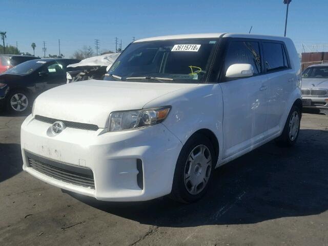 JTLZE4FE9CJ018891 - 2012 TOYOTA SCION XB WHITE photo 2