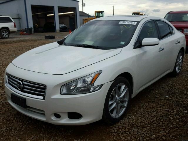 1N4AA5AP9EC435783 - 2014 NISSAN MAXIMA S WHITE photo 2