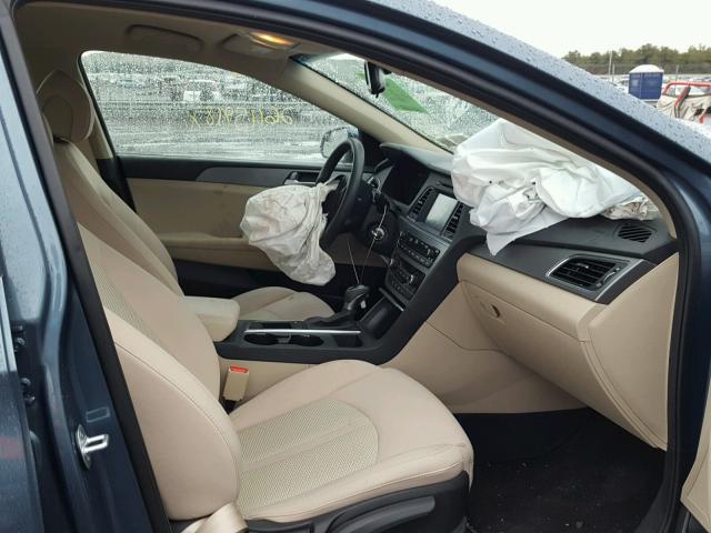 5NPE24AF9GH424364 - 2016 HYUNDAI SONATA SE BLUE photo 5