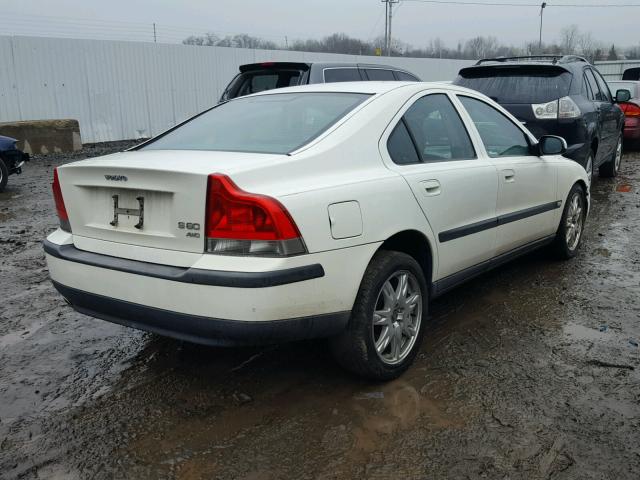 YV1RH59H132245172 - 2003 VOLVO S60 2.5T WHITE photo 4