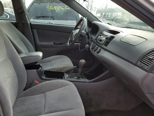 4T1BE32K23U179967 - 2003 TOYOTA CAMRY LE SILVER photo 5