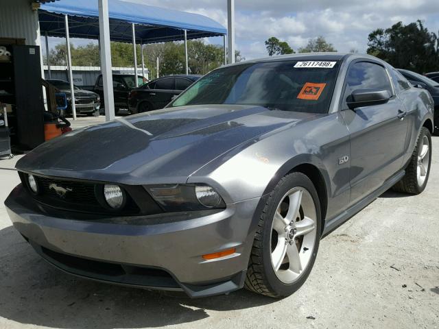 1ZVBP8CF3B5119182 - 2011 FORD MUSTANG GT GRAY photo 2