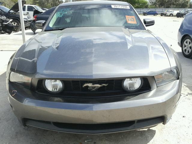 1ZVBP8CF3B5119182 - 2011 FORD MUSTANG GT GRAY photo 9