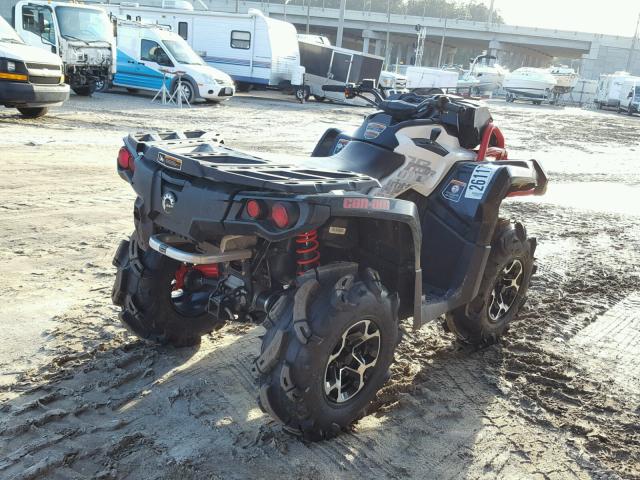 3JBLWAJ27HJ000530 - 2017 CAN-AM OUTLANDER WHITE photo 4