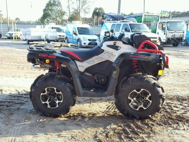 3JBLWAJ27HJ000530 - 2017 CAN-AM OUTLANDER WHITE photo 9