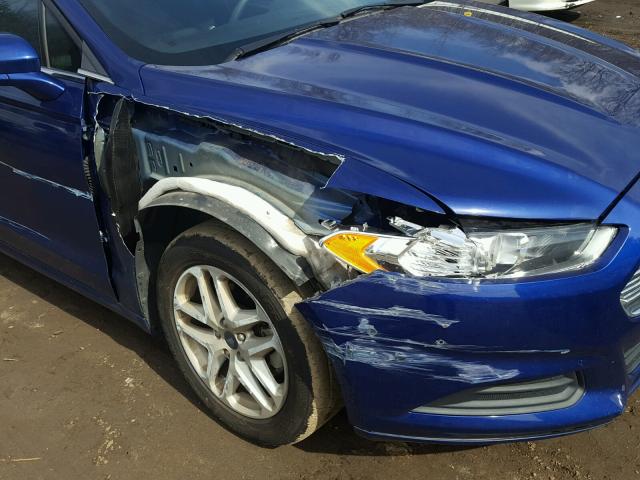 1FA6P0H77F5107751 - 2015 FORD FUSION SE BLUE photo 9