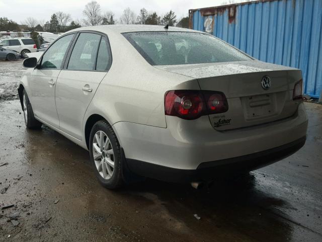 3VWRZ7AJ9AM124616 - 2010 VOLKSWAGEN JETTA SE SILVER photo 3