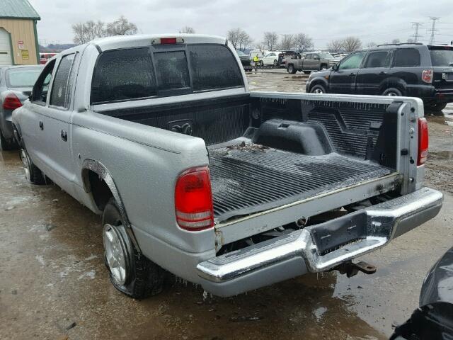 1B7HG48XX2S639307 - 2002 DODGE DAKOTA QUA SILVER photo 3