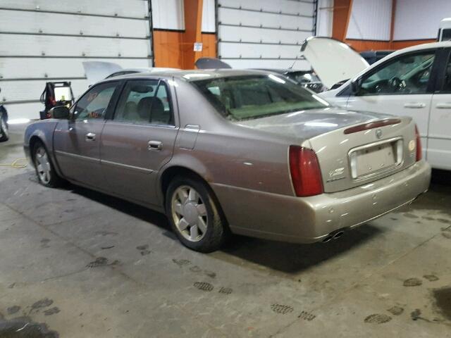 1G6KF54961U162208 - 2001 CADILLAC DEVILLE DT BEIGE photo 3