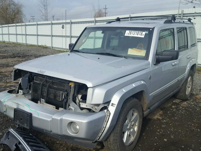 1J8HG58296C124107 - 2006 JEEP COMMANDER ვერცხლისფერი ფოტო 2