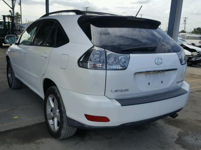 JTJGA31U740004211 - 2004 LEXUS RX 330 WHITE photo 3