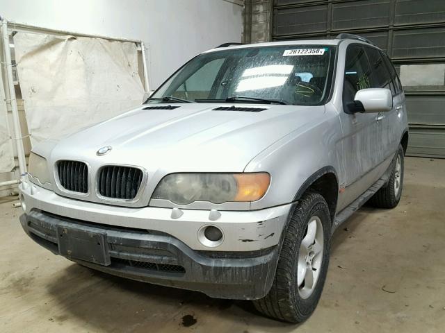 5UXFA53552LP36718 - 2002 BMW X5 3.0I SILVER photo 2