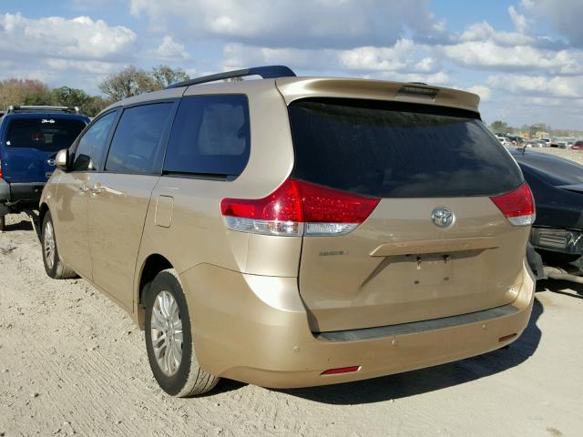 5TDYK3DC7BS107498 - 2011 TOYOTA SIENNA XLE BEIGE photo 3