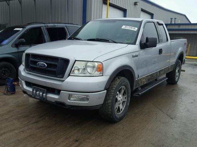 1FTPX14594NB18207 - 2004 FORD F150 SILVER photo 2