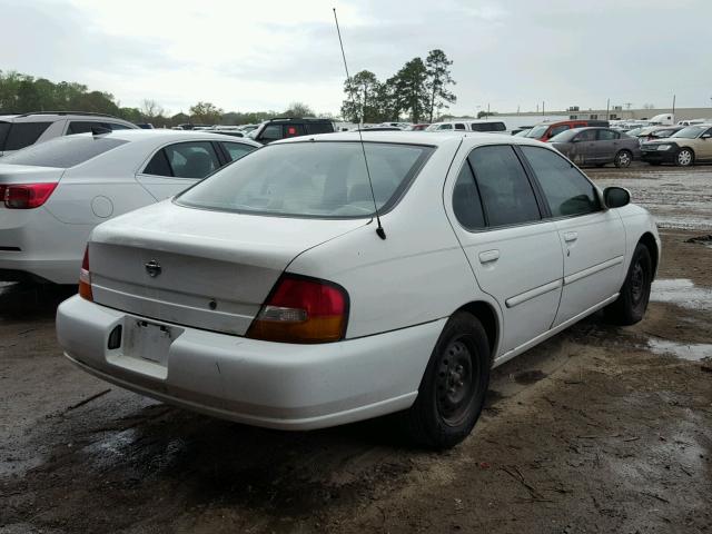 1N4DL01D5WC127964 - 1998 NISSAN ALTIMA XE WHITE photo 4