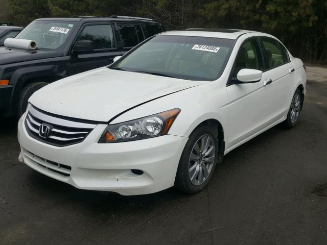 1HGCP3F88CA042472 - 2012 HONDA ACCORD EXL WHITE photo 2