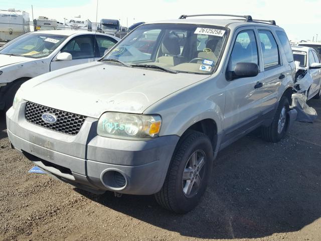 1FMYU02Z95KA89139 - 2005 FORD ESCAPE XLS TAN photo 2