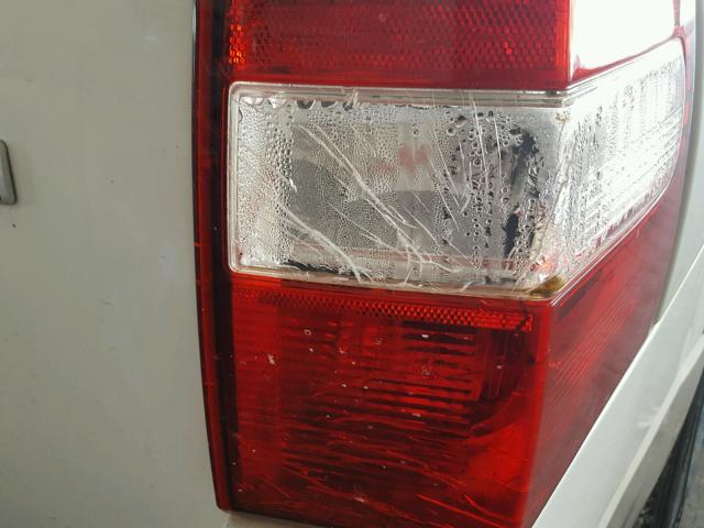 1FMJU1H59AEA87833 - 2010 FORD EXPEDITION WHITE photo 9