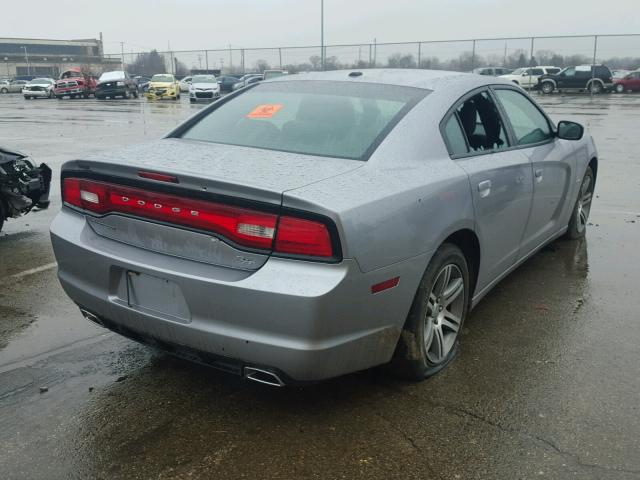 2C3CDXCT9EH303611 - 2014 DODGE CHARGER R/ SILVER photo 4