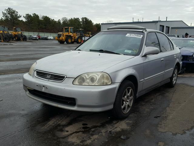 2HGEJ8546WH566652 - 1998 HONDA CIVIC EX SILVER photo 2