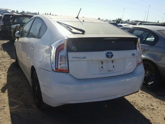 JTDKN3DU9D5562576 - 2013 TOYOTA PRIUS WHITE photo 3