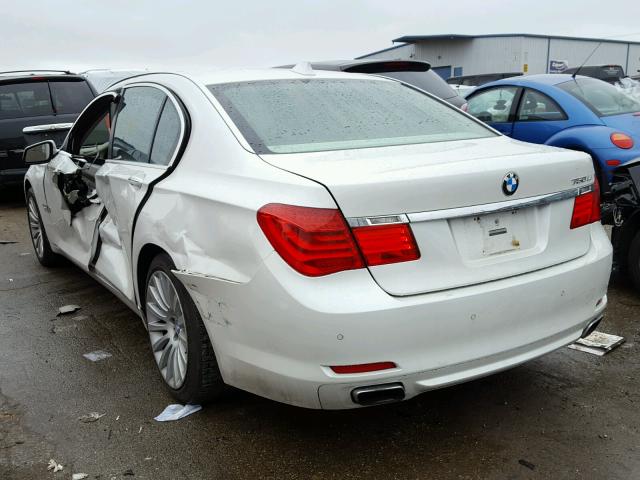 WBAKC8C50BC432575 - 2011 BMW ALPINA B7 WHITE photo 3