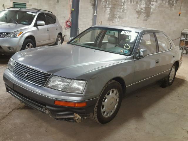 JT8BH22F3T0061070 - 1996 LEXUS LS 400 GRAY photo 2