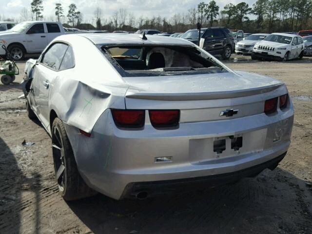 2G1FA1E33D9111727 - 2013 CHEVROLET CAMARO LS SILVER photo 3