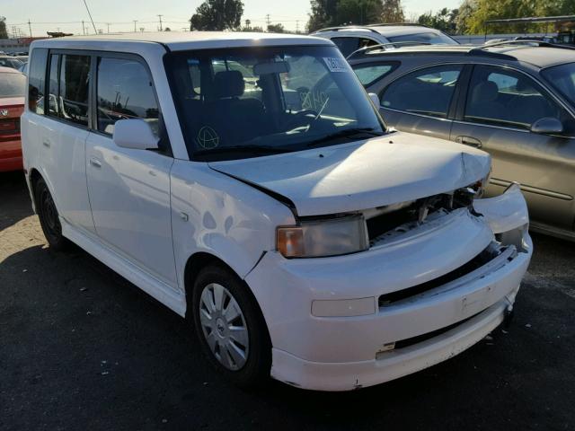 JTLKT324364047188 - 2006 TOYOTA SCION XB WHITE photo 1