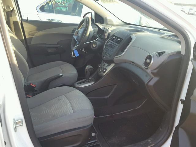 1G1JA5SH9G4108954 - 2016 CHEVROLET SONIC LS 白色 照片 5