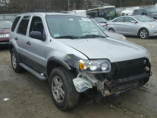 1FMCU93165KD76039 - 2005 FORD ESCAPE XLT SILVER photo 1