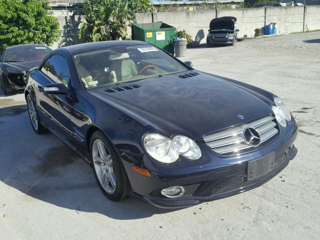 WDBSK71F28F139438 - 2008 MERCEDES-BENZ SL 550 BLUE photo 1