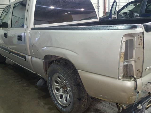 2GCEC13T851236271 - 2005 CHEVROLET SILVERADO TAN photo 9