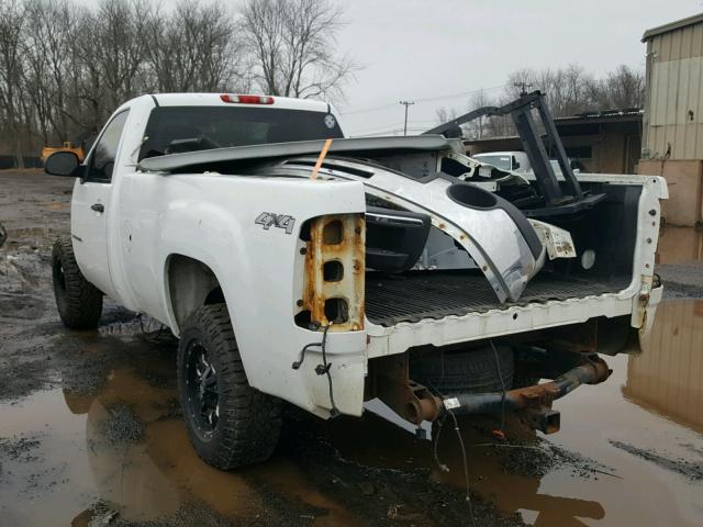 1GTHK44K29F178387 - 2009 GMC SIERRA K25 WHITE photo 3