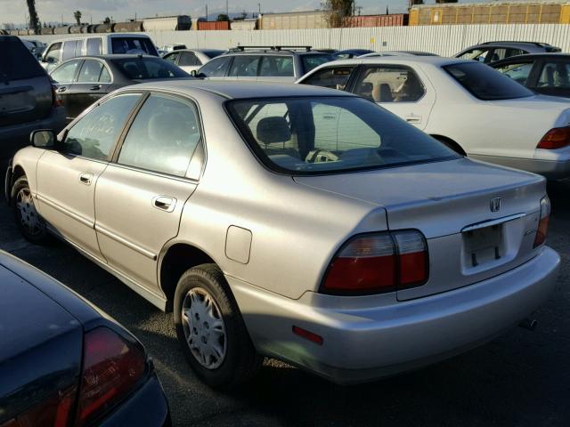 1HGCD5693TA253785 - 1996 HONDA ACCORD VAL BEIGE photo 3