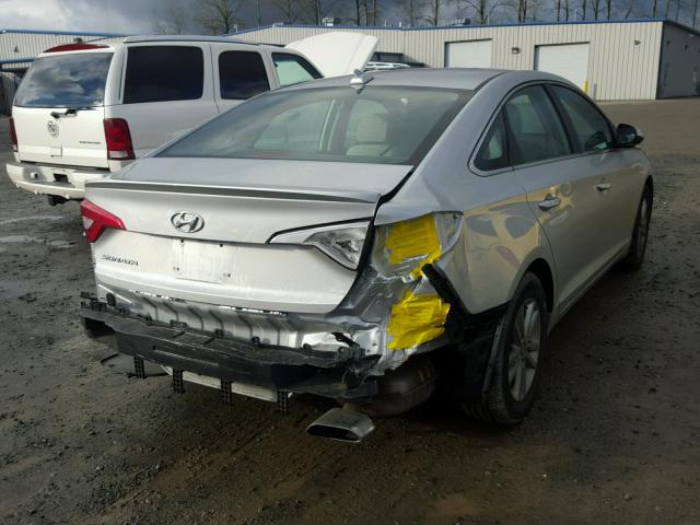 5NPE24AF6HH470459 - 2017 HYUNDAI SONATA SE SILVER photo 4