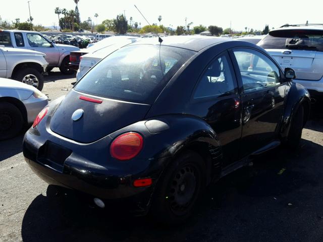 3VWCC21C4YM452225 - 2000 VOLKSWAGEN NEW BEETLE შავი ფოტო 4