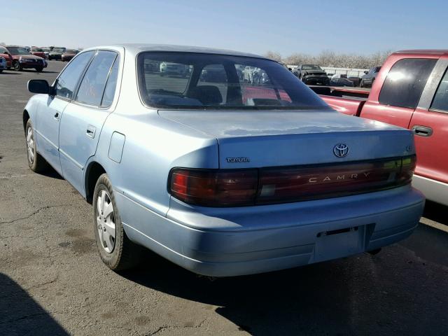 JT2SK12E2P0124422 - 1993 TOYOTA CAMRY LE BLUE photo 3